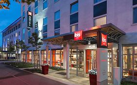 Ibis Hotel Muenchen Garching